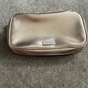 Henri bendel travel case